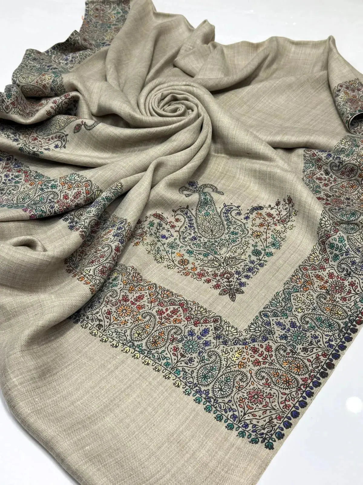 Pashmina kashmiri work shawl